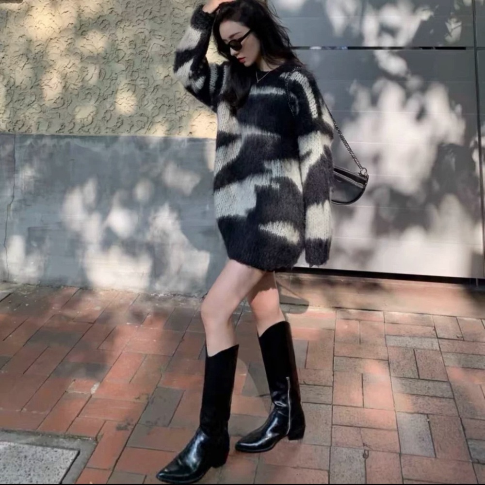 Leather cowboy boots